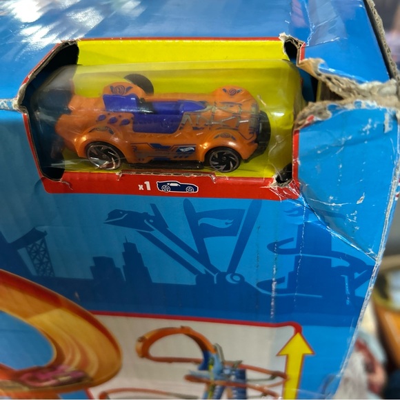 Hot Wheels Toy Car Track Set, Sky Crash Tower - Picture 2 of 10